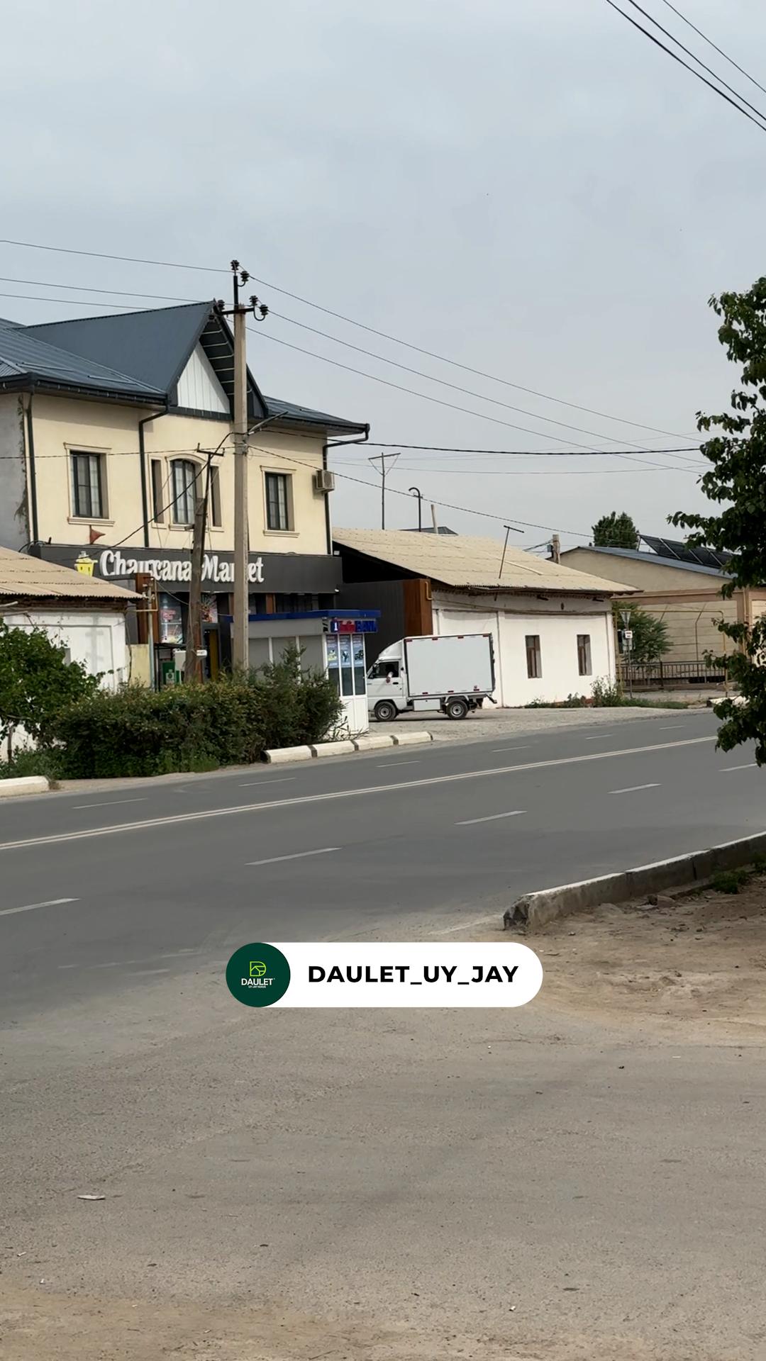 Е.Алакоз 79А - 3.5 соток - 4 бөлме - Жер жай